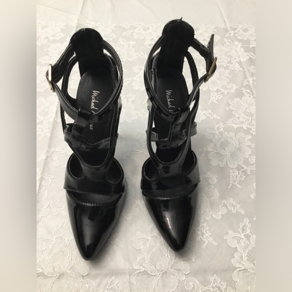 Michael Antonio Glossy Black Heels